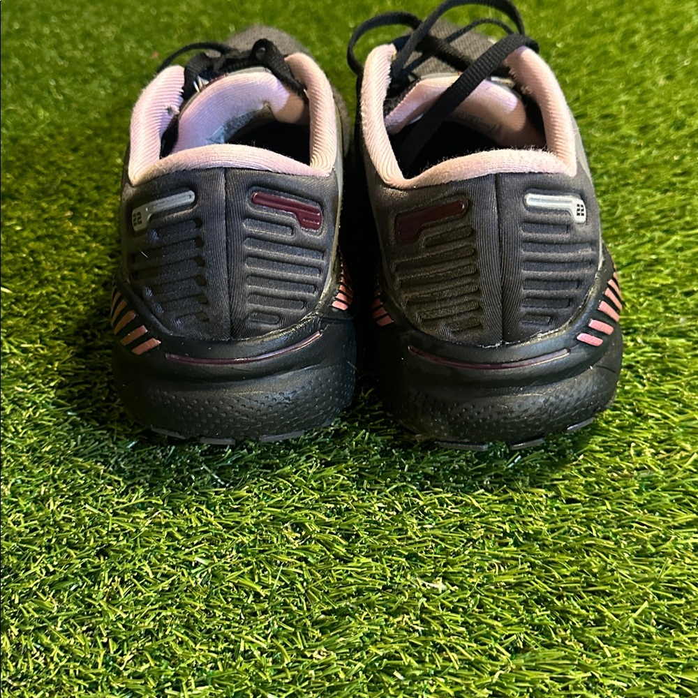 Women’s Brooks Adrenaline GTS 22 Running Sneakers - Picture 3 of 5